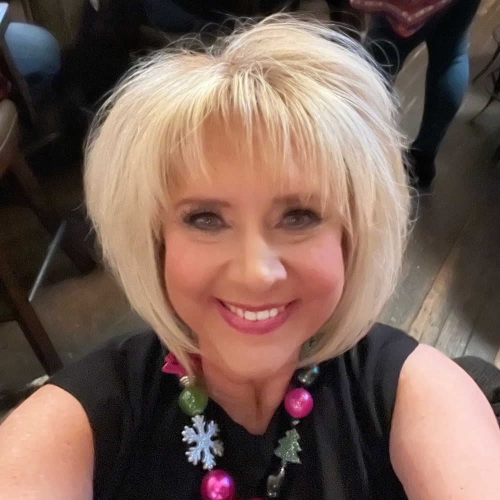 Meet your Posher, Christa